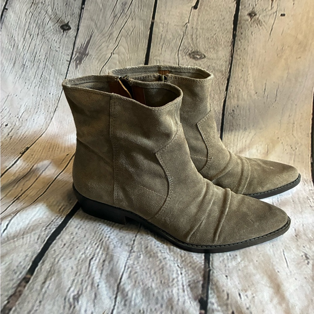 Nine West Women's Grey Taupe Suede Zip Up Ankle Booties Block‎ Low Heel Size 7.5